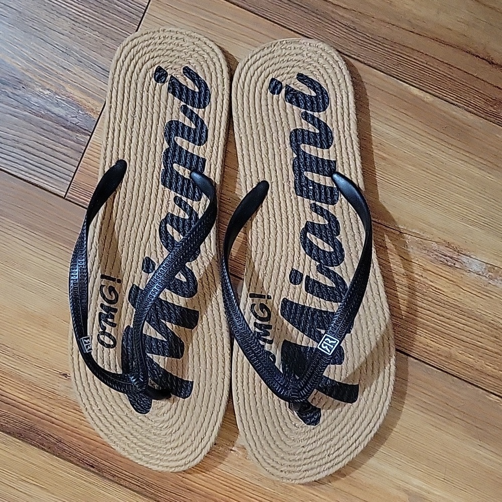 Sandals flip flops